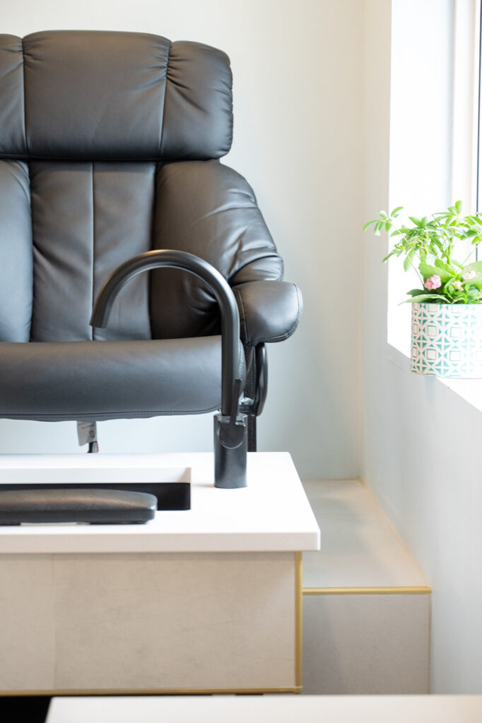 Ottawa branding photographer for salons and spas