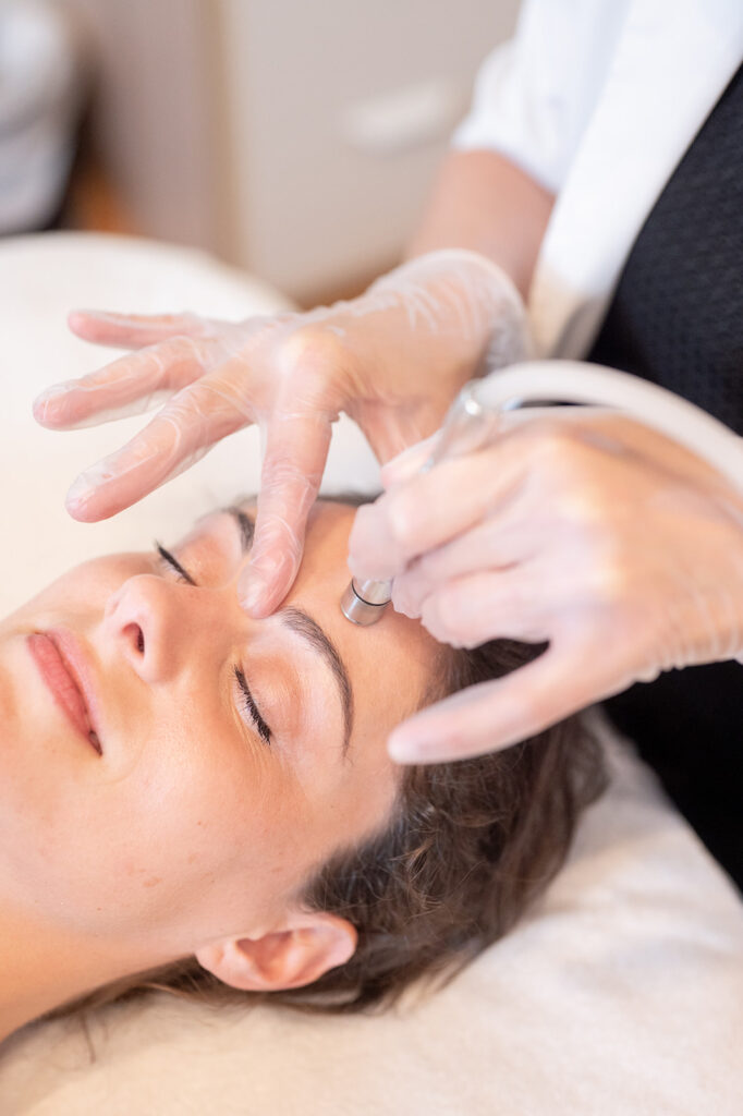 Ottawa branding photographer for salons and spas