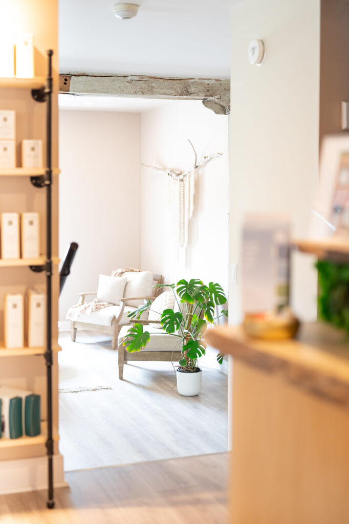 Ottawa branding photographer for salons and spas